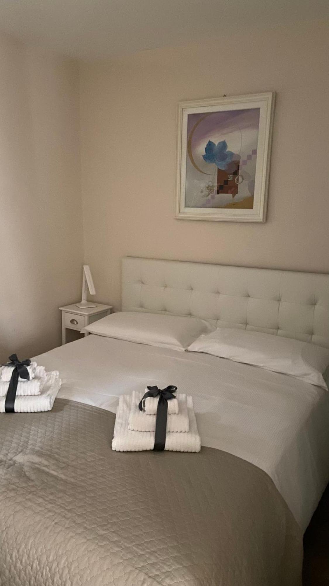 Il Bottaio Apartment โดโมดอสโซลา ภายนอก รูปภาพ